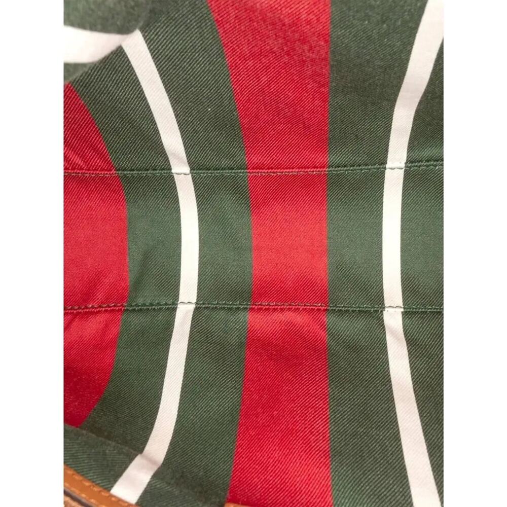 Gucci GG Emblem Supreme Canvas Shoulder Bag NWT - Picture 5 of 6